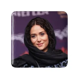 پیکسل مربعی پریناز ایزدیار