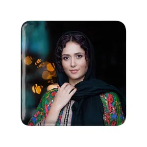 پیکسل مربعی پریناز ایزدیار