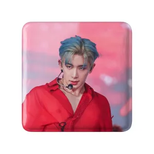 پیکسل مربعی ونهو گروه مانستا اکس MONSTA X