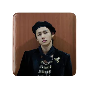 پیکسل مربعی آی ام گروه مانستا اکس MONSTA X