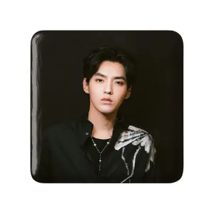 پیکسل مربعی کریس وو گروه اکسو EXO
