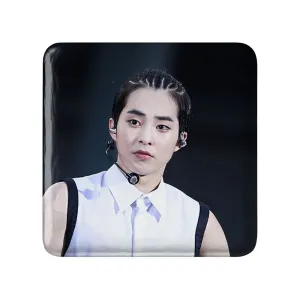 پیکسل مربعی شیومین گروه اکسو EXO