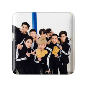 پیکسل مربعی گروه اکسو EXO