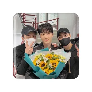 پیکسل مربعی سهون و سوهو و شیومین گروه اکسو EXO