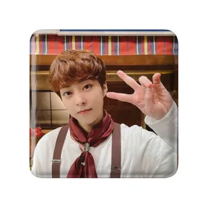 پیکسل مربعی شیومین گروه اکسو EXO