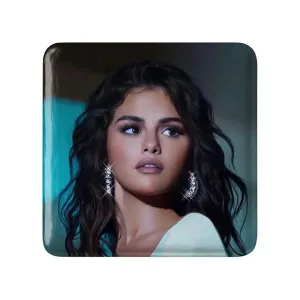 پیکسل مربعی سلنا گومز Selena Gomez