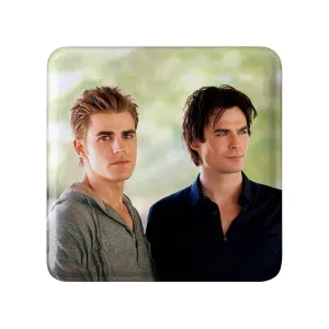 پیکسل مربعی خاطرات یک خون آشام The Vampire Diaries
