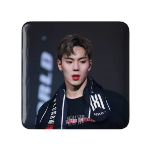 پیکسل مربعی شونو گروه مانستا اکس MONSTA X