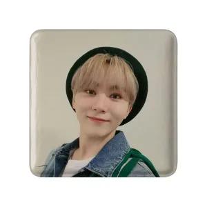 پیکسل مربعی سونگ کوان گروه سونتین Seventeen