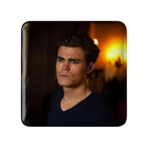 پیکسل مربعی استفان سالواتوره خاطرات یک خون آشام  The Vampire Diaries