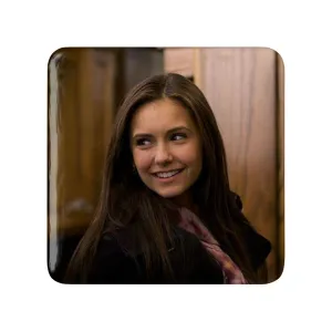 پیکسل مربعی الینا گیلبرت خاطرات یک خون آشام  The Vampire Diaries