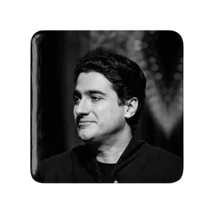 پیکسل مربعی همایون شجریان