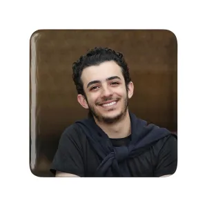 پیکسل مربعی علی شادمان