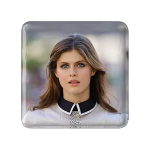 پیکسل مربعی الکساندرا داداریو Alexandra Daddario