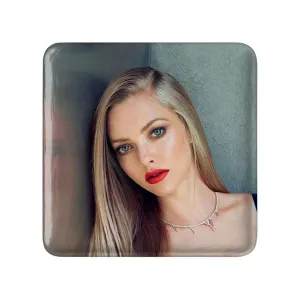 پیکسل مربعی آماندا سایفرد Amanda Seyfried