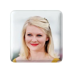 پیکسل مربعی کریستین دانست Kirsten Dunst