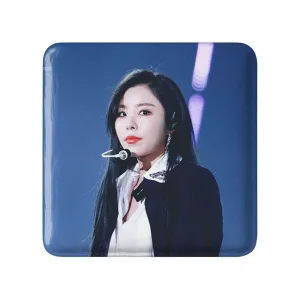 مگنت مربعی ویین گروه مامامو Mamamoo