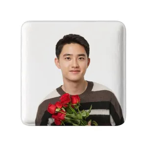 مگنت مربعی دی او گروه اکسو EXO