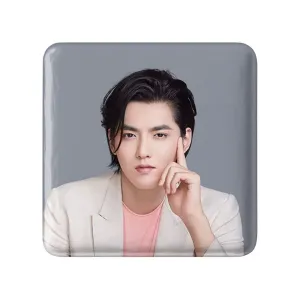 مگنت مربعی کریس وو گروه اکسو EXO