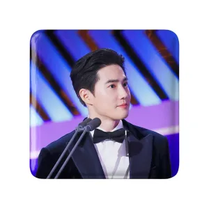 مگنت مربعی سوهو گروه اکسو EXO