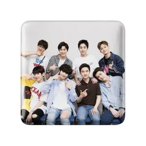 مگنت مربعی گروه اکسو EXO