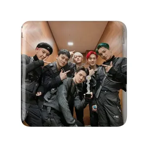 مگنت مربعی گروه اکسو EXO