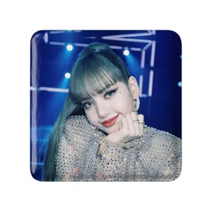 مگنت مربعی لیسا بلک پینک Black Pink