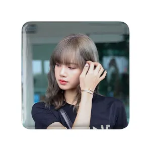 مگنت مربعی لیسا بلک پینک Black Pink