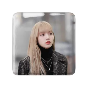 مگنت مربعی لیسا بلک پینک Black Pink
