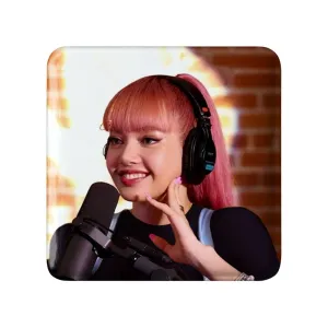 مگنت مربعی لیسا بلک پینک Black Pink