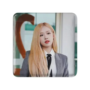 مگنت مربعی رزی بلک پینک Black Pink