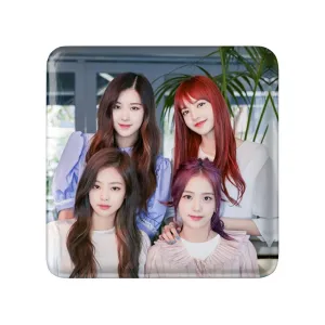 مگنت مربعی گروه بلک پینک Black Pink