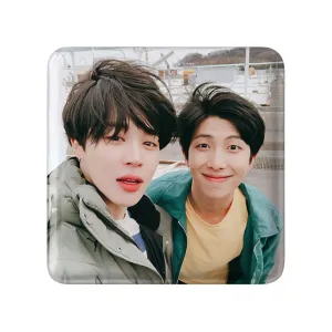مگنت مربعی گروه بی تی اس BTS