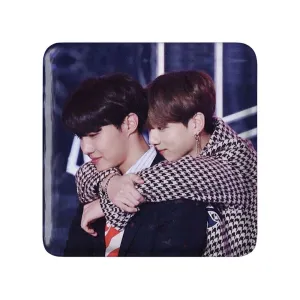 مگنت مربعی گروه بی تی اس BTS