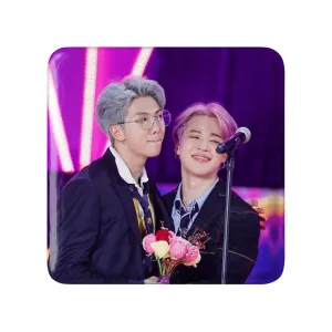 مگنت مربعی گروه بی تی اس BTS