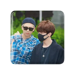 مگنت مربعی گروه بی تی اس BTS