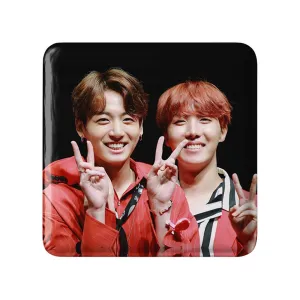 مگنت مربعی گروه بی تی اس BTS