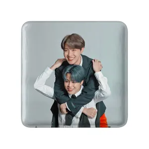 مگنت مربعی گروه بی تی اس BTS
