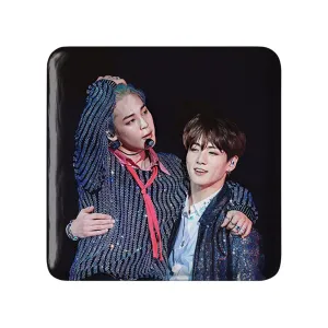 مگنت مربعی گروه بی تی اس BTS