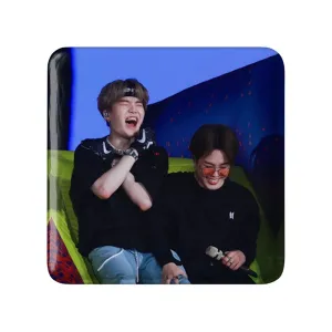 مگنت مربعی گروه بی تی اس BTS