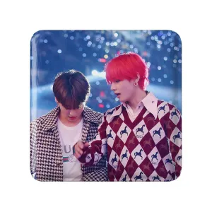 مگنت مربعی تهیونگ و جونگ کوک ویکوک گروه بی تی اس BTS