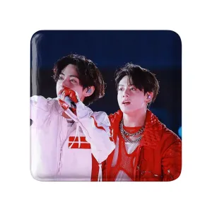 مگنت مربعی تهیونگ و جونگ کوک ویکوک گروه بی تی اس BTS