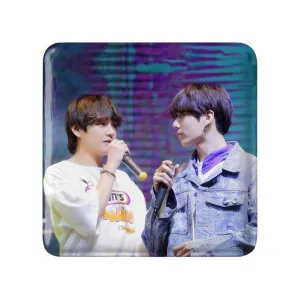 مگنت مربعی تهیونگ و جونگ کوک ویکوک گروه بی تی اس BTS