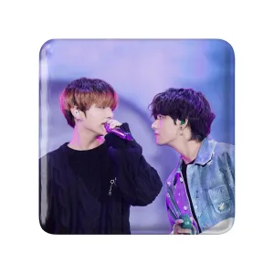مگنت مربعی تهیونگ و جونگ کوک ویکوک گروه بی تی اس BTS