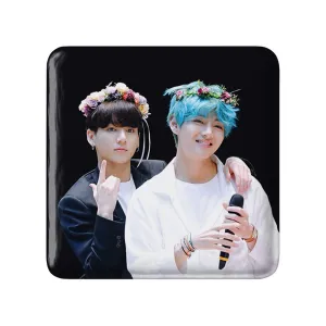 مگنت مربعی تهیونگ و جونگ کوک ویکوک گروه بی تی اس BTS