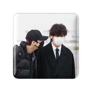 مگنت مربعی تهیونگ و جونگ کوک ویکوک گروه بی تی اس BTS