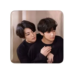 مگنت مربعی تهیونگ و جونگ کوک ویکوک گروه بی تی اس BTS