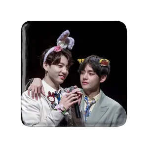 مگنت مربعی تهیونگ و جونگ کوک ویکوک گروه بی تی اس BTS