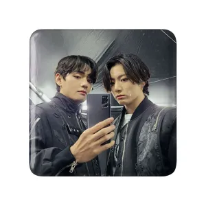 مگنت مربعی تهیونگ و جونگ کوک ویکوک گروه بی تی اس BTS