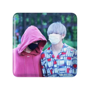 مگنت مربعی تهیونگ و جونگ کوک ویکوک گروه بی تی اس BTS